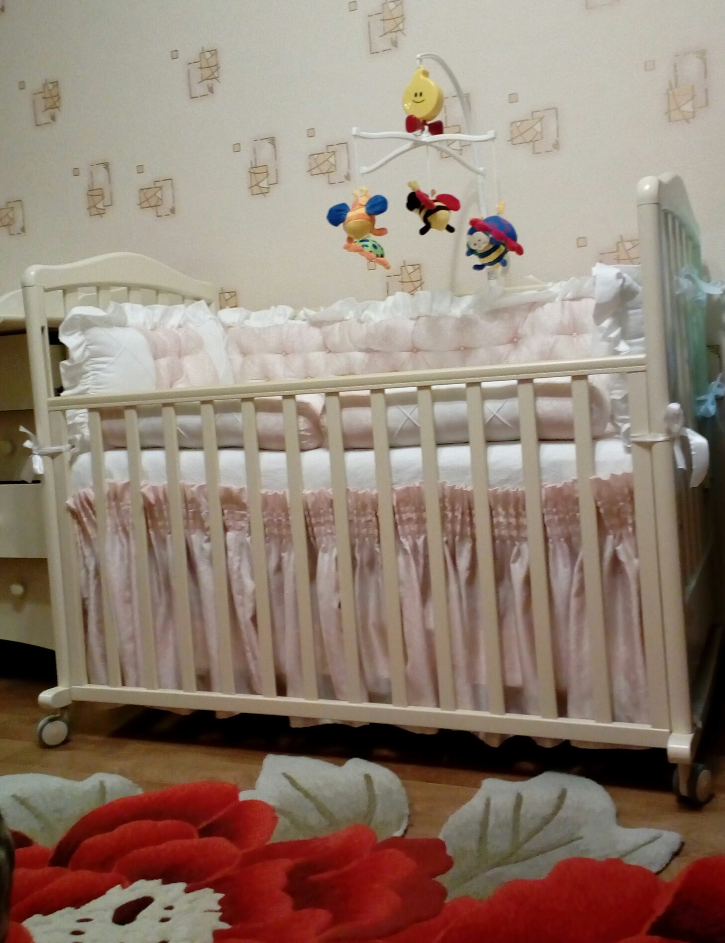 Cribs Papaloni: apžvalgos Cribs Papaloni: apžvalgos