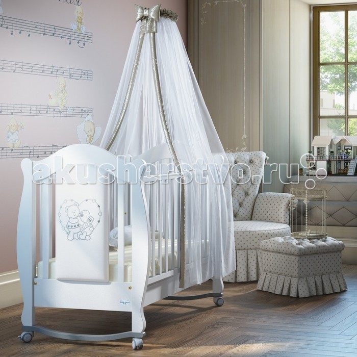 Детская кроватка Baby Italia Incanto с эко-кожейIncanto с эко-кожей Детская кроватка Baby Italia Incanto с эко-кожейIncanto с эко-кожейДетская кроватка Baby Italia Incanto с эко-кожей имеет утончённый дизайн – плавные линии в сочетании с материалом белого цвета создают эффект роскоши. Особенности: На таком пушистом облачке Ваш малютка будет спать, как ангелочек. Кроватка Baby Italia Incanto изготовлена из массива бука, который характеризуется экологичностью, а, соответственно, безопасностью для здоровья малыша. Оптимальный размер кроватки (132X83,5X113,5 см) позволит крохе отдыхать с комфортом, а силиконовые накладки придадут ложу дополнительной мягкости. Мамам понравится то, что изделие включает вместительный ящик для белья, куда можно сложить пелёнки, распашонки, игрушки, детские крема и т. п.<br>