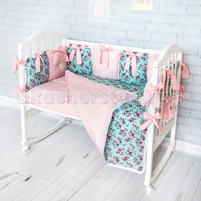 Комплект в кроватку Baby Nice (ОТК) Luxury H0613 (4 предмета)Luxury H0613 (4 предмета) Комплект в кроватку Baby Nice (ОТК) Luxury H0613 (4 предмета)Luxury H0613 (4 предмета)Комплект в кроватку Baby Nice Luxury H0613 (4 предмета) идеально подойдет для кроватки вашего малыша и обеспечит ему здоровый сон. Особенности: Изготовлен из натурального 100% хлопка (сатин, поплин, кружева), дарящего малышу непревзойденную мягкость. Натуральный материал не раздражает даже самую нежную и чувствительную кожу ребенка, обеспечивая ему наибольший комфорт. Приятный рисунок комплекта, несомненно, понравится малышу и привлечет его внимание. Бельё не деформируется, цвет не выстирывается. На постельном белье Baby Nice ваша кроха будет спать здоровым и крепким сном. В комплекте: простынь на резинке наволочка 40х60 см пододеяльник 112х147 см борт (12 подушек 30х30 см с бусинкой)<br>