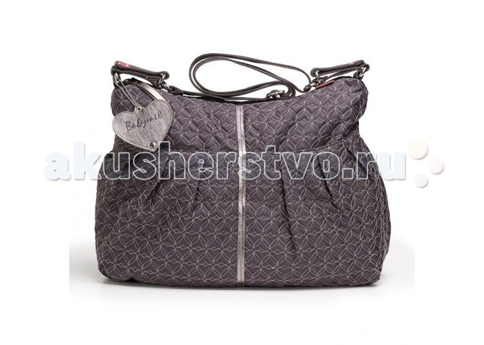 Babymel Сумка для мамы Amanda QuiltedСумка для мамы Amanda Quilted Babymel Сумка для мамы Amanda QuiltedСумка для мамы Amanda QuiltedAmanda Quilted сочетает в себе модный небрежный образ с массой всех необходимых деталей. Незаменима для мам, мечтающих совместить практичность, качество и удобство в одном аксессуаре. Она идеальна для путешествий и каждодневного использования. Наличие регулируемой ручки сумку можно носить на плече, так и крепить к коляске. Будьте уверены, что вас заметят! Характеристики: Cтильная сумка для детских принадлежностей, которую можно носить на плече или крепить к коляске Длинный ремень с регулируемой длиной Патентуемые регулируемые крепления, которые надежно крепятся к детской коляске Отдельный карман на молнии для бутылочки 5 внутренних эластичных карманов Внутренние карманы на молнии Матрасик для пеленания Брелок в виде сердечка Стеганая ткань сумки с оригинальным рисунком в виде сердечек Моющаяся подкладка В комплекте: матрасик для пеленания Материал: полиэстер стеганая ткань сумки с оригинальным рисунком в виде сердечек моющаяся подкладка Размеры: Высота 33 см Ширина 44 см Глубина 15 см<br>