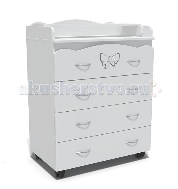 Комод Baby Elite Мишка с бантом пеленальный (4 ящика)Мишка с бантом пеленальный (4 ящика) Комод Baby Elite Мишка с бантом пеленальный (4 ящика)Мишка с бантом пеленальный (4 ящика)Комод Baby Elite Мишка с бантом пеленальный (4 ящика) с удобной доской для пеленания оценят родители, которые хотят получить функциональную и качественную мебель по доступной цене, которая длительное время будет оставаться актуальным решением для детской комнаты. Особенности: Удобный и практичный комод с вместительными ящиками Прочный фасад из МДФ красиво декорирован бантиком Комод имеет 4 больших выдвижных ящика на направляющих Большая откидная доска для пеленания предоставляет достаточно свободы не только малышу, но и маме Бэби Элит комод установлен на 4 поворотных колесика с самоцентрированием, которые позволяют перемещать комод в считанные секунды без каких-либо трудностей Материал: МДФ современный прочный материал, изготовленный горячим прессованием древесных волокон, который не уступает сосновой древесине по механическим свойствам. По своим свойствам плита МДФ отличается от ДСП повышенными плотностью (700-870 кг/ м3), прочностью и влагостойкостью. Благодаря своей высокой плотности и однородной структуре плита МДФ является идеальным материалом для всесторонней обработки при производстве мебели. Фурнитура может отличаться от представленной на фото.<br>