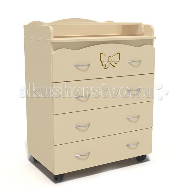 Комод Baby Elite Мишка с бантом пеленальный (4 ящика)Мишка с бантом пеленальный (4 ящика) Комод Baby Elite Мишка с бантом пеленальный (4 ящика)Мишка с бантом пеленальный (4 ящика)Комод Baby Elite Мишка с бантом пеленальный (4 ящика) с удобной доской для пеленания оценят родители, которые хотят получить функциональную и качественную мебель по доступной цене, которая длительное время будет оставаться актуальным решением для детской комнаты. Особенности: Удобный и практичный комод с вместительными ящиками Прочный фасад из МДФ красиво декорирован бантиком Комод имеет 4 больших выдвижных ящика на направляющих Большая откидная доска для пеленания предоставляет достаточно свободы не только малышу, но и маме Бэби Элит комод установлен на 4 поворотных колесика с самоцентрированием, которые позволяют перемещать комод в считанные секунды без каких-либо трудностей Материал: МДФ современный прочный материал, изготовленный горячим прессованием древесных волокон, который не уступает сосновой древесине по механическим свойствам. По своим свойствам плита МДФ отличается от ДСП повышенными плотностью (700-870 кг/ м3), прочностью и влагостойкостью. Благодаря своей высокой плотности и однородной структуре плита МДФ является идеальным материалом для всесторонней обработки при производстве мебели. Фурнитура может отличаться от представленной на фото.<br>