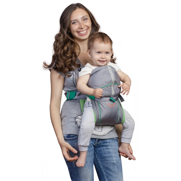 Рюкзак-кенгуру Чудо-чадо BabyActive LuxBabyActive Lux Рюкзак-кенгуру Чудо-чадо BabyActive LuxBabyActive LuxРюкзак-кенгуру ЧУДО-ЧАДО BabyActive Lux Анатомический рюкзак-кенгуру Чудо-Чадо BabyActive Lux идеален для подвижных малышей и активного образа жизни родителей. Может использоваться с самого рождения малыша и до момента активного самостоятельного передвижения. BabyActive Lux имеет шесть положений, включая полноценное положение «лежа» для новорожденных. Малыш лежит на твердой опоре, с прямой спинкой и расправленными легкими. Благодаря особенностям конструкции, а также легкой смене положения с вертикально на лежа, и обратно, малыш может проводить в рюкзачке много часов подряд, не испытывая неудобств и усталости. Рюкзак-кенгуру BabyActive Lux выполнен с учетом ортопедических требований к переноске малышей и к распределению нагрузки на спину взрослого. В отличие от предыдущей модели, BabyActive Lux имеет расширенное сидение и упругую пластиковую спинку. Анатомическая конструкция подвески снимает нагрузку с неокрепшего позвоночника малыша и обеспечивает правильное положение с широким разведением ножек и без давления на промежность. А усиленные анатомические лямки и пояс добавят комфорт родителям. Рюкзачок универсален. Подходит и для лета, и для зимы, для дома и для прогулки или поездки за город. Настраивается почти под любой размер родителей. Рюкзачок полностью безопасен для вашего крохи. BabyActive Lux сконструирована так, что даже если Вы случайно расстегнете не ту пряжку, ребенок останется в кенгурушке, а кенгурушка - на Вас. Уникальная деталь – капюшон защитит малыша от непогоды, «лишних» взглядов. «BabyActive Lux» меет в комплекте мешочек на ножки (одеваем на прогулку в холодное время года, больше не теряем носочки и ботиночки, используем как сумочку для запасного памперса, пелёночки и т.п. В модели Light мешочки для ножек отсутствуют). На спинке – объемный кармашек. Накомарник для тех, кто любит путешествовать (заказывается отдельно по желанию). Используется, если малыш спит в рюкзачке как в подвесной люльке, для защиты от насекомых, падающих с дерева кусочков коры и т.д. Основные особенности: полноценное положение «лежа» расширенное сидение, упругую пластиковую спинку Анатомическая конструкция лямок и пояса Многофункциональный: имеет шесть положений Безопасный, простой и удобный<br>