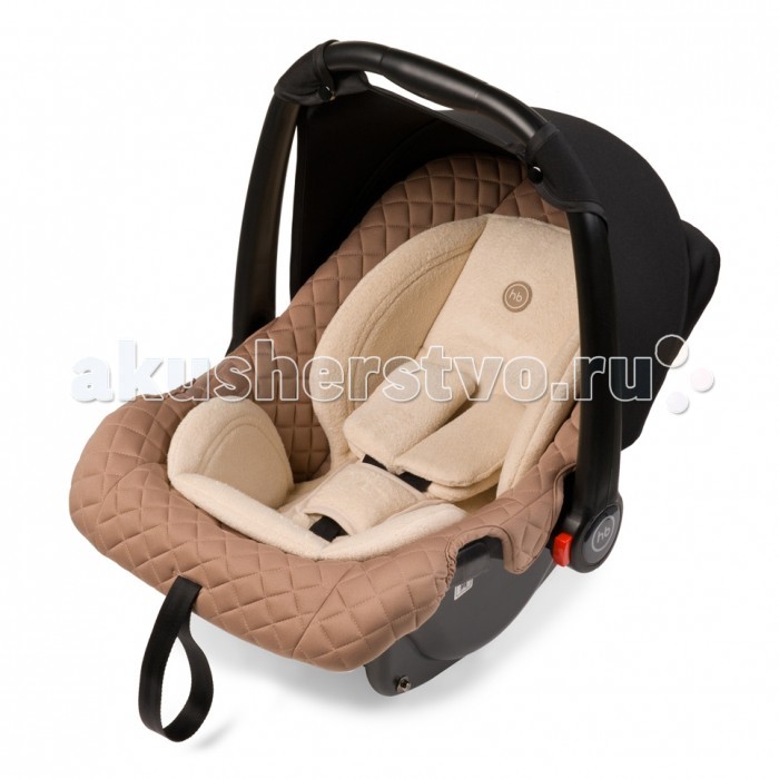 Автокресло Happy Baby SkylerSkyler Автокресло Happy Baby SkylerSkylerАвтокресло Happy Baby Skyler Элегантный внешний облик и стильный дизайн делат многофункциональное автокресло-переноску Skyler незаменимым помощником дл мамы в первый год жизни малыша. Где бы Вы не находились, ваш малыш всегда будет рдом в комфорте и безопасности. Небольшой вес лльки (всего 3 кг.) и удобна мгка накладка на ручке дл переноски делат перемещение с малышом легким и простым. Комфорт в дороге обеспечивает вкладыш дл новорожденного, солнцезащитный козырек и чехол на ножки. Благодар полукруглому основани удобно укачивать малыша, в качестве же ограничител качани можно использовать ручку переноски, опустив ее вниз до упора. Мгкий дышащий вкладыш стоек к истирани, прекрасно держит форму при сминании. Тканевый чехол прост в уходе, при необходимости легко снимаетс дл стирки. Автокресло Skyler крепитс в автомобиле с помощь трехточечных штатных ремней безопасности и устанавливаетс лицом против хода движени автомобил. Особенности: Трехточечные ремни безопасности Трикотажный тент от солнца Полукруглое дно позволет использовать как качалку Ручка-переноска может использоватьс как ограничитель качани Защита от боковых ударов Фиксатор натжени ремн Съемный чехол Мгкий вкладыш-матрасик с анатомической вкладкой Ткань отлично держит форму, отличаетс особым блеском и мгкость Верх чехла: 100 % полистер Ширина посадочного места с вкладкой/без вкладки: 23/25 см Длина спального места с вкладкой/без вкладки: 73/76 см<br>