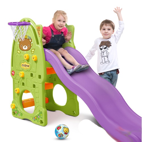 YaYa TOY (Ccomo) Спортивный комплекс 2 в 1Спортивный комплекс 2 в 1 YaYa TOY (Ccomo) Спортивный комплекс 2 в 1Спортивный комплекс 2 в 1Детский спортивный комплекс Ccomo 2 в 1 Особенности: Баскетбольная корзина съемная, высоту корзины можно менять. Горка предназначена для игр на улице и в помещении. Максимальная нагрузка 25кг. Конструкция из высокопрочного пластика. В комплекте: волнистая горка баскетбольная корзина мяч Размер коробки 47х165х107,5 см Вес нетто 10кг, брутто 11кг.<br>