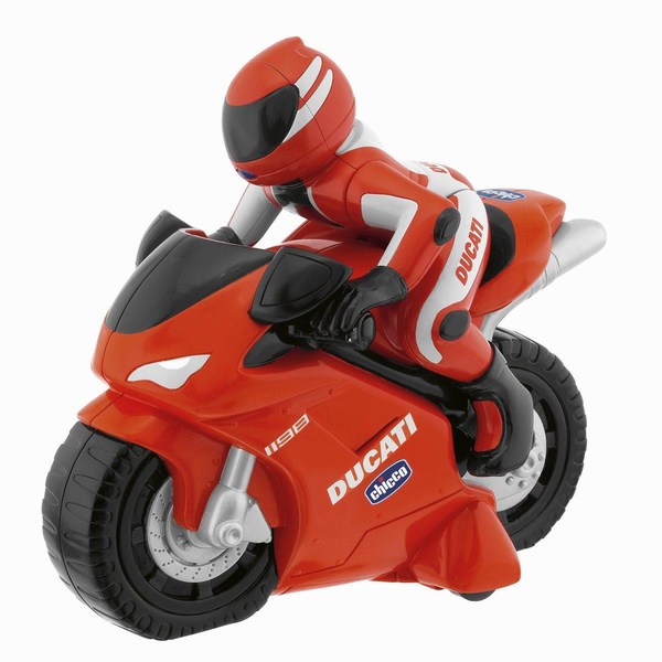 Chicco Турбо-мотоцикл Ducati 1198 rcТурбо-мотоцикл Ducati 1198 rc Chicco Турбо-мотоцикл Ducati 1198 rcТурбо-мотоцикл Ducati 1198 rcПервый мотоцикл Ducatti с интуитивным управлением: для изменения направления движения необходимо всего лишь повернуть пульт управления в нужную сторону. Мотоцикл рычит и движется в шести направлениях, а пульт дистанционного управления можно держать как настоящий руль с обтекателем,Читать подробнее приборной панелью и клаксоном. Питание: 6 АА х 1,5V (нет в комплекте) Радиочастота: 40.665 MHz Размер в упаковке: 36х18х29 см<br>
