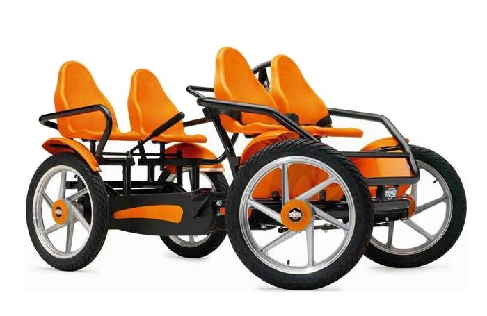Berg Веломобиль GranTour F Race 4-seaterВеломобиль GranTour F Race 4-seater Berg Веломобиль GranTour F Race 4-seaterВеломобиль GranTour F Race 4-seaterBerg Веломобиль GranTour F Race 4-seater семейный веломобиль, также возможно его использование для бизнес-проката. Рассчитан на 4-х человек. Для повышенной грузоподъемности веломобиль оборудован мощной стальной рамой. 2 педальных привода – водитель и пассажир могут крутить педали одновременно. Один ведущий руль без переключения передач – движение только вперед. Колеса из алюминия с глубоким протектором для передвижения по бездорожью. Передние кресла оборудованы удобными большими подлокотниками и ремнями безопасности. Особенности: 2 коробки рама 29.07.50.00 + тематика 29.07.41.00 семейный веломобиль для всех возрастов 2-х местный ручной тормоз нет движения назад max нагрузка 350 кг<br>