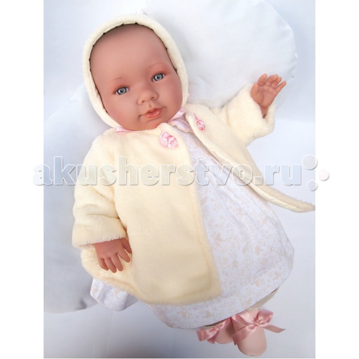 ASI Кукла Лола 46 см 333980Кукла Лола 46 см 333980 ASI Кукла Лола 46 см 333980Кукла Лола 46 см 333980ASI Кукла Лола 46 см 333980 Эта кукла реборн имеет все необходимые атрибуты настоящего малыша. Играть с такой куклой - сплошное удовольствие. Реборн сделан из винила, тело - мягконабивное. Вот почему куколка такая легкая и способна принимать очень естественные положения, когда Вы ее держите на руках или сажаете. Одежда у малышки сшита из высококачественного дорого хлопка, с ручной отделкой кружева. В комплекте к малышке Лоле прилагается мягкий плед нежно розового цвета. Реборн Лола выглядит совсем, как новорожденная малышка. У нее очень выразительные черты лица, длинные пушистые реснички и пухлые губки. Все куклы ASI создаются с использованием ручного труда. В каждую куколку мастер вкладывает свою душу! Ваш ребенок сразу почувствует тепло и доброту, которая исходит из этой маленькой игрушки. Особенности: Куклы ASI сделаны очень качественно Без запаха Используется безопасный твердый винил Видна прорисовка мельчайших подробностей тела, рук и ног<br>
