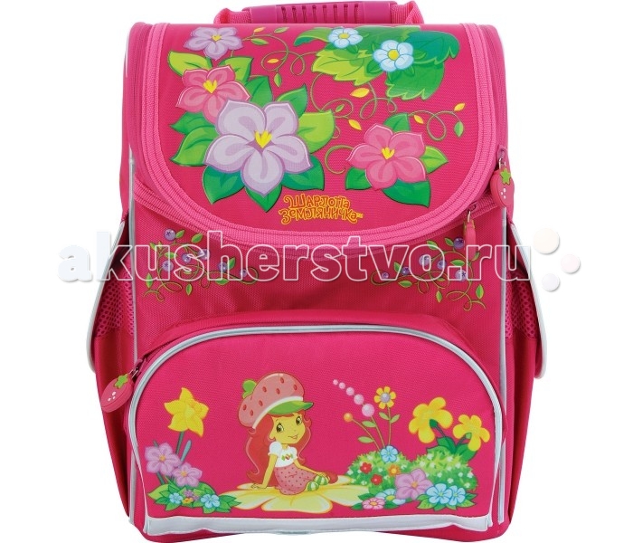 Action Ранец школьный Strawberry ShortcakeРанец школьный Strawberry Shortcake Action Ранец школьный Strawberry ShortcakeРанец школьный Strawberry ShortcakeAction Strawberry Shortcake Ранец школьный SW-ASB4000/6 дополнительно украшен лицензионными элементами в виде клубничек. Лицензионный дизайн Strawberry Shortcake. Жесткая рельефная анатомическая спинка повышенной комфортности, с вентилируемой с-мой задней спинки. Анатомический рельеф спинки повторяет естественный изгиб позвоночника, что позволяет держать спину прямо и оптимально распределять нагрузку на спину ребёнка, а также создает дополнительный комфорт для ношения ранца на спине. Вес рюкзака составляет меньше 900 г, что соответствует идеальным нормам нагрузки на спину. На нижнем кармане лицевой стороны имеется горизонтальная светоотражающая полоска. Два боковых кармана и задние лямки со светоотражающими элементами безопасности. Устойчивое дно защищено водоотталкивающим материалом и имеет 4 пластиковые ножки для большей устойчивости. Объем 11 литров.<br>