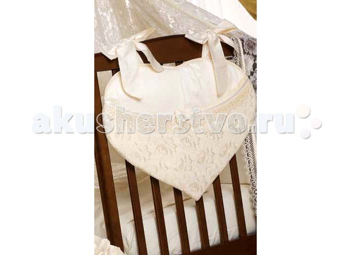 Roman Baby Сумка на кроватку RubacuoriСумка на кроватку Rubacuori Roman Baby Сумка на кроватку RubacuoriСумка на кроватку RubacuoriСумка для кровати выполнена по современным технологиям с использованием натуральных материалов. Идеально вписывается в общий интерьер комнаты и является ее неотъемлемой частью. Характеристики: материал - 100% хлопок удобная сумка для кровати, куда можно положить игрушки и милые вещицы итальянская фурнитура, оригинальная авторская вышивка сумка отличается высоким качеством пошива удобство и простота в использовании крепится к кровати с помощью лент благодаря устойчивым красителям, сумка сохраняет насыщенность красок и безупречный вид после стирки качество материала обеспечивает лёгкость стирки и долговечность<br>