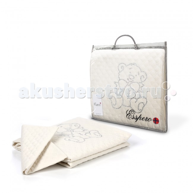 Постельное белье Esspero Teddy Cristal (3 предмета)Teddy Cristal (3 предмета) Постельное белье Esspero Teddy Cristal (3 предмета)Teddy Cristal (3 предмета)Комплект сменного белья Esspero Teddy Cristal состоит из трех предметов постельного белья для малыша, требующих наиболее частой смены. Все детали комплекта исключительно из натуральных гипоаллергенных материалов, прекрасно стираются, при этом не теряя свою форму и структуру ткани. Мягкий натуральный хлопок гигиеничен и безопасен для ребенка. Декорирован аппликацией. В комплекте: Наволочка 40х60 см Пододеяльник 110х140 см Простынь на резинке универсальная на матрас 120х60 / 125х65 см<br>