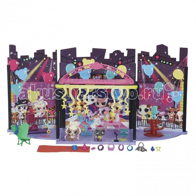 Littlest Pet Shop Pet Shop Набор За кулисамиPet Shop Набор За кулисами Littlest Pet Shop Pet Shop Набор За кулисамиPet Shop Набор За кулисамиНабор Littlest Pet Shop За кулисами приглашает всех поклонников Маленького Зоомагазина окунуться в яркую жизнь зверушек-селебрити! Маленькие знаменитости великолепно проводят время, устраивая вечеринки-афтепати и тусуясь за кулисами, что еще называется бекстейджем. В наборе есть уникальная локация с красивыми декорациями. Она представляет собой уютную комнату релаксации и гримерную для зверушек с двумя дополнительными боковыми помещениями. Зверушки могут расслабиться на дизайнерской мебели, навести марафет, пересмотреть свой гардероб и полакомиться угощениями для VIP-персон. На декорациях нарисованы интересные детали: вход в закулисье сторожат строгие охранники, из маленькой комнаты можно наслаждаться выступлением модного диджея, находясь по ту сторону сцены. Вход сюда только для избранных! Набор порадует огромным количеством тематических аксессуаров (их более 100), интересным оформлением, дополнительным пространством на крыше и двумя уникальными фигурками зверушек Литл Пет Шоп. Прекрасно отдохнув за кулисами, селебрити смогут устроить выступление в тесном кругу, для этого в наборе есть даже красная ковровая дорожка и игрушечный микрофончик. Комплект: 2 эксклюзивных зверушки, 6 уникальных декораций, более 100 тематических аксессуаров, набор стикеров.<br>