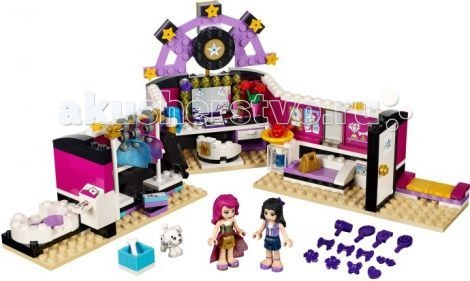 Конструктор Lego Friend Подружки Поп звезда: сценаFriend Подружки Поп звезда: сцена Конструктор Lego Friend Подружки Поп звезда: сценаFriend Подружки Поп звезда: сценаКонструктор Lego Friend Подружки Поп звезда: сцена - устрой грандиозный концерт, почувствуй себя звездой на сцене, купаясь в лучах славы и софитов! Для своего выступления знаменитая певица Ливи выбрала лучшую концертную площадку в городе. По просьбе поп-звезды интерьер зала превратили в огромную многоуровневую сцену чёрно-розового цвета. Центральное место было отведено вытянутому подиуму с разноцветными прожекторами, на котором Ливи сможет танцевать или играть на электрогитаре. Для эффектного начала выступления организаторы придумали вращающуюся платформу и четыре прямоугольных монитора, показывающие имя певицы и фрагменты её выступления. Главный монитор, установленный на специальной арке, будет транслировать всё выступление, а также участвовать в разнообразных световых эффектах. Музыкальным сопровождением певицы займётся её подружка Андреа. Для этого рядом с главной сценой созданы две полукруглые площадки, на одной из которых поставлен синтезатор, а на другой — барабанная установка. Размер сцены в собранном виде составляет 19 × 27 × 17 см<br>