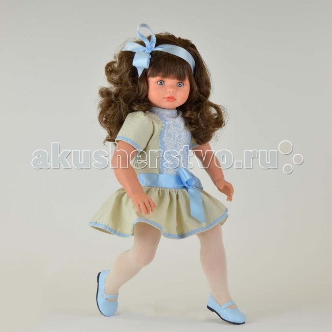 ASI Кукла Пепа 60 см 282000Кукла Пепа 60 см 282000 ASI Кукла Пепа 60 см 282000Кукла Пепа 60 см 282000Кукла ASI Пепа 60 см 282000 одета в изысканное платье, выполненное в нежных голубо-бежевых тонах. Голову куколки украшает фирменный бант ASI. На ногах стильные голубые лодочки. Куколка ростом 60 см, обладает роскошной шевелюрой! Волосы, как настоящие, густые, мягкие и шелковистые. Их блеск и качество поражают! Куколка очень легкая, благодаря своему мягконабивному телу. Ручки и ножки фиксируются в разных положениях. Любимая куколка всех европейских детишек, Пепа, покорила сердца и российских девочек. Особенности: Пупсик ASI сделан очень качественно. Без запаха. Производство Испания. Используется безопасный твердый винил. Видна прорисовка мельчайших подробностей тела, рук и ног.<br>