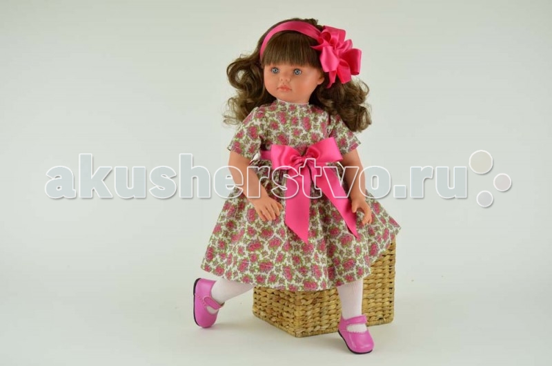 ASI Кукла Пепа 60 см 282450Кукла Пепа 60 см 282450 ASI Кукла Пепа 60 см 282450Кукла Пепа 60 см 282450Кукла ASI Пепа 60 см 282450, выполнена из винила с мягконабивным телом. С ней очень удобно играть, сажать ее на стульчик, катать в коляске. Она одета в яркое платье с цветочным принтом, украшенное атласным бантом насыщенного розового цвета. У этой куклы Пепа длинные густые каштановые волосы, блестящие как шелк, завиты в аккуратные локоны, большие голубые глаза, нежно-розовые губки - из года в год она очаровывает нас! Куколка, ростом, 60 см выполнена из винила. Тело- мягконабивное. За счет этого кукла принимает естественные позы и практически невесома. Ручки и ножки фиксируются в различных положениях. Выполнена, как и все куклы испанского Кукольного Дома ASI ограниченным тиражом. Особенности: Пупсик ASI сделан очень качественно. Без запаха. Производство Испания. Используется безопасный твердый винил. Видна прорисовка мельчайших подробностей тела, рук и ног.<br>