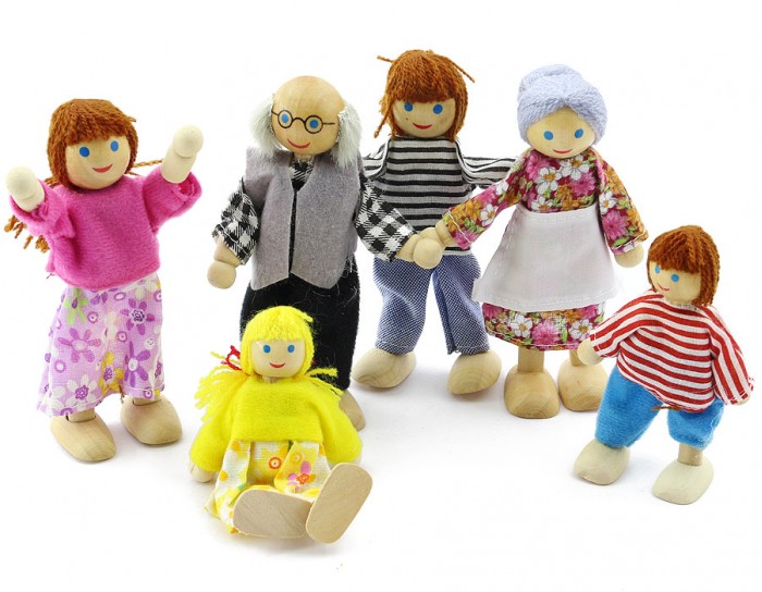 фото Мир деревянных игрушек Набор кукол 6 штук