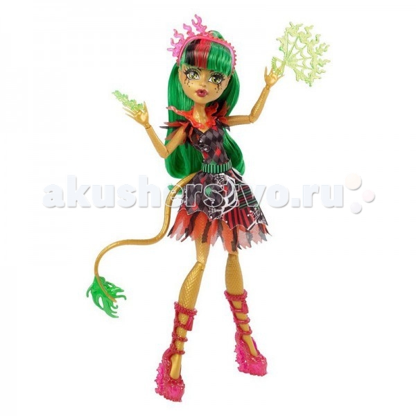 Monster High Кукла из серии Шапито Jinafire LonКукла из серии Шапито Jinafire Lon Monster High Кукла из серии Шапито Jinafire LonКукла из серии Шапито Jinafire LonКукла Monster High из серии Шапито Jinafire Lon не оставит равнодушной ни одну поклонницу Школы монстров. Особенности: Джинафаер Лонг, дочь Китайского Дракона, всегда готова воспользоваться своими способностями — огненным дыханием. Тонкое многослойное платье с ромбами и силуэтом дракона, яркие зеленовато-красные волосы и красивый тонкий веер делают ее звездой выступления Фрик Дю Шик.<br>