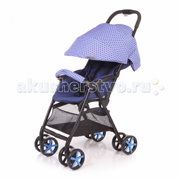 Прогулочная коляска Jetem CarbonCarbon Прогулочная коляска Jetem CarbonCarbonПрогулочная коляска Jetem Carbon. отличается своей компактностью, легкостью, удобством. Данная модель идеальная для прогулок в любую погоду. Элегантная, красивая. Вес всего 4,2 кг. Вместительное посадочное место шириной 33 см позволит с удобством разместиться малышу и комфортно путешествовать на прогулке. Легкость создает алюминиевая рама, изготовлена из прочного, но в тоже время надежного, экологически чистого материала. Для безопасности предусмотрены пятиточечные ремни. Они позволят надежно закрепить ребенка с учетом роста и веса, так как легко можно их отрегулировать по длине. Наличие накладок поможет не только надежно закрепить кроху, но и создать ему комфортное перемещение. Так же находится съемный бампер - обшитый мягкой обивкой. Колеса Jetem Carbon сдвоенные, размер которых 11,5см. Они одинаковые по размеру, как передняя пара, так и задняя. Различием есть маневренность передних пар, а также размещение амортизации. На задних находится ножная тормозная система. Это вполне мощная защита от непредусмотренного движения. Зафиксировав только лишь задние, вы сможете быть спокойны, коляска с малышом останется на прежнем месте. Изменить наклон спинки вам помогут ремни. Натянув их или ослабив, вы сможете отрегулировать желаемое положение. В зависимости от сна или бодрствования маленького пассажира. Складывается коляска только одной руки. При этом данная модель может стоять в сложенном виде. Механизм складывания – книжка. Для перевоза покупок под сиденьем находится корзина. Материал специально изготовлен из прочной ткани, которая позволит защитить от ветра, солнца и разного вида осадков. Капюшон поспособствует препятствию любой непогоды. Уход за тканью минимален, достаточно протереть влажной тряпочкой. Размеры: ширина сиденья: 33 см размер корзины: 35х33х19 см размер в разложенном виде: 42.5х77х102 см размер в сложенном виде: 42.5х26.5х90.5 см/<br>