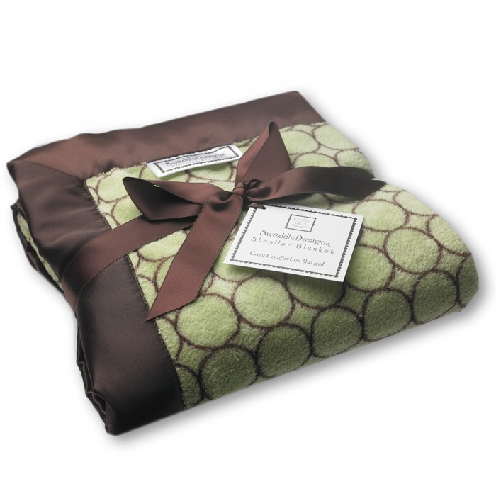 Плед SwaddleDesigns для новорожденных Stroller Blanketдля новорожденных Stroller Blanket Плед SwaddleDesigns для новорожденных Stroller Blanketдля новорожденных Stroller BlanketПлед для новорожденных Stroller Blanket притягивает внимание, вызывает желание закутаться в него, или просто прикоснуться, настолько плед мягкий, пушистый, нежный, приятный на ощупь для лица и тела малыша. Пледы для детей SwaddleDesigns выпускаются в современных, стильных принтах, рисунок наносится на обе стороны одеяла. Вы и ваш малыш полюбите плед за уют и тепло, которое может дать только невероятно мягкий плюшевый детский плед Stroller Blankets. Плед для новорожденного Stroller Blanket - это отличный выбор на рождение ребенка, для выписки из роддома, прогулок в коляске и как домашнее одеяло. Характеристики: Размер: 100 x 75 см Рекомендации по уходу: Машинная стирка при 30°С, деликатный отжим.<br>
