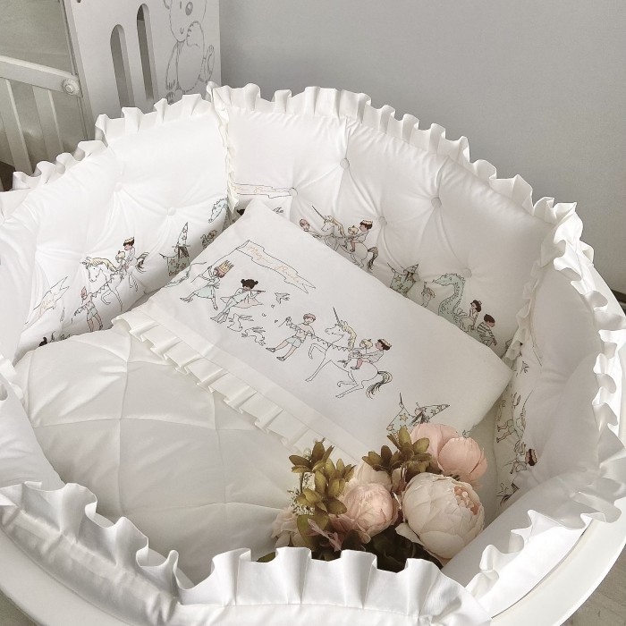 фото Комплект в кроватку krisfi парад (7 предметов) для овальной кроватки