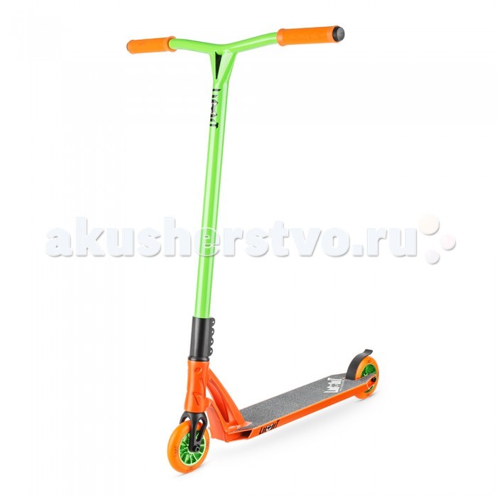 Двухколесный самокат Limit LMT 06LMT 06 Двухколесный самокат Limit LMT 06LMT 06Легкий любительский трюковой самокат Limit LMT 06, отлично подходит для любого стиля экстремального катания. Т-образный руль с новой геометрией соединения труб понравится райдерам, ценящим контроль над катанием. Ширина руля в 60 см позволит без труда выполнять випы и скольжения. Вынос деки вместе со стаканом выполнен из единого (монолитного) куска алюминия. Такая конструкция исключает появление трещин в местах сварки и дает отличные показатели стойкости и веса. Что касается системы компрессии, это габаритная SCS на 4 болта. В дополнении к ней стоит моноблочная алюминиевая вилка с оффсетом. Перья вилки спроектированы для легкой установки пег! Алюминиевые металкоры колес диаметром 110 мм и быстрые подшипники ABEC9 позволят комфортно кататься как в стриту, так и в парке. В модели 2017года значительно улучшена конструкция деки и основных компонентов: доработан рулевой стакан - заварены сквозные фрезеровки вынос деки усилен дополнительными косынками изменена конструкция крепления тормоза добавлена косынка на передний торец деки Характеристики модели: Рама - ALU7003 T6 Размер колес - 110 мм Шины - PU 88A Обода - ALU Класс подшипников - ABEC 9 Вынос - ALU Тормоза передние - нет Тормоза задние - ножной Грипсы - BMX Ширина руля - 610 мм Регулируемая высота руля - нет Длина платформы для ноги - 400 мм Длина самоката - 710 мм Максимальная нагрузка - 100 кг Вес - 4100 гр. Дополнительно - T-Bar CrMo4130 (хром-молибденовый сплав). Компрессия SCS Максимальная высота руля от пола - 880 мм Ширина платформы - 110 мм<br>