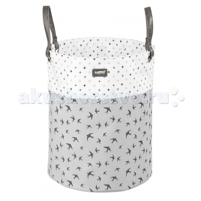 Luma Корзина XLКорзина XL Luma Корзина XLКорзина XLLuma Корзина XL, которую можно использовать для гигиенических принадлежностей, игрушек и текстиля. Особенности: Прочная, двухслойная, выполненная из полиэстера. Легко складывается пополам. Корзина имеет две кожаные ручки на металлических кольцах.<br>