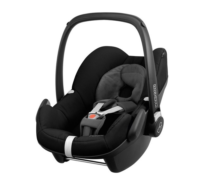 Автокресло Maxi-Cosi PebblePebble Автокресло Maxi-Cosi PebblePebbleАвтокресло Maxi-Cosi Pebble Одна база - два кресла. Главным отличием от своего предшественника, автокресла Maxi-Cosi CabrioFix, является универсальная платформа FamilyFix, на которую можно установить данное автокресло: После того как Ваш малыш вырастет из Maxi-Cosi Pebble и возникет необходимость покупки автокресла группы 1, базу FamilyFix можно будет использовать совместно с Maxi-Cosi Pearl, автокресла следующей группы. Для перестановки ремешков по высоте их не надо вытаскивать. Maxi-Cosi Pebble можно закрепить в автомобиле с помощью штатных трехточечных ремней безопасности либо с помощью одной из двух специальных баз - FamilyFix или EasyBase. Система внутренних ремней Maxi-Cosi Pebble усовершенствована и не имеет аналогов в креслах данной возрастной категории. Нет необходимости закреплять ремешки, они никогда не окажутся под спинкой малыша и не помешают при посадке в автокресло. Высота ремешков в зависимости от роста ребенка теперь имеет несколько положений и регулируется в полуавтоматическом режиме сзади кресла. Если Вы крепите кресло непосредственно автомобильными ремнями, то благодаря специальному резиновому поясу проходящему по всей площади верхнего края кресла, автомобильные ремни не скользят по корпусу. Maxi-Cosi Pebble и кресло надежно устанавливается в автомобиле. Особенности: Для детей от рождения до примерно 12 месяцев (до 13 кг). Регулировка подголовника и ремешков по высоте в полуавтоматическом режиме. Глубина кресла может регулироваться в соответствии с весом вашего ребенка. Встроенный козырек от солнца. Ремень безопасности удерживается крючками. Поддерживающая голову и спину подушка. Кресло крепится в автомобиле как штатным ремнем, так и устанавкой на специальные базы: EasyBase-2 (крепится в машине ремнями) и FamilyFix (устанавливается при помощи системы IsoFix)<br>