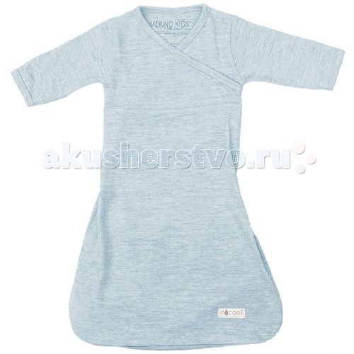 Merino Kids Ночная сорочка CocooiНочная сорочка Cocooi Merino Kids Ночная сорочка CocooiНочная сорочка CocooiВыбирая для своего ребенка ночную рубашку COCOOI™, вы обеспечиваете ему наилучшие условия для сна. Сорочка изготовлена из 100% чистой тонкой мериносовой шерсти. Благодаря уникальным свойствам мериносовой шерсти ткань дышит, поглощает и отводит влагу от вашего малыша при жаркой погоде, и помогает ему сохранять тепло в холодное время. Мериносовое волокно – мягкий и эластичный материал, поэтому он позволяет ребенку двигаться естественным образом во время сна. Дети, которые спят в одежде Merino Kids из мериносовой шерсти, быстрее засыпают и лучше спят. Мериносовое волокно используется для детей, страдающих аллергиями, экземой и рекомендуется для чувствительной кожи. По низу рукавов имеются конструктивные манжеты, отворачивая которые Вы можете спрятать ручки малыша наподобие рукавичек - малыш не сможет поцарапать себя. Уникальной особенностью сорочки является конструкция отверстия, позволяющая легко отстегнуть ремни безопасности и переместить ребенка из детской коляски или автомобиля в кроватку - Ваш малыш спокойно продолжит спать в кроватке, уснув во время путешествия. Сорочка легко раскрывается снизу для быстрой смены подгузников. Длина сорочки COCOOI 56 размера (0 мес.)- 54 см Длина сорочки COCOOI 62 размера (0-3 мес.) - 56 см<br>