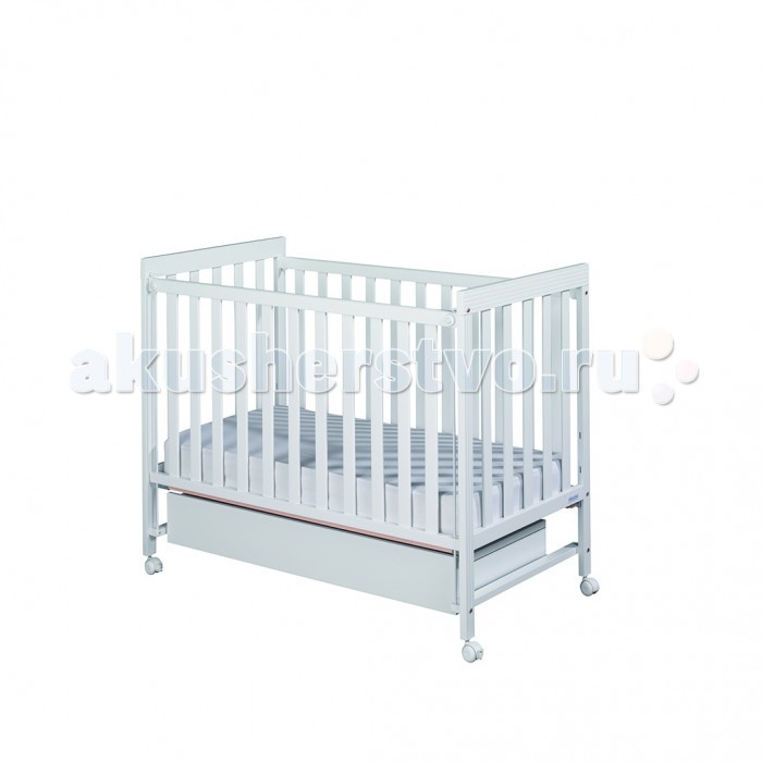 Детская кроватка Micuna Basic-1 120x60Basic-1 120x60 Детская кроватка Micuna Basic-1 120x60Basic-1 120x60Детская кроватка Micuna Babies 120x60 выполнена из натурального бука, покрыта безвредными для детского здоровья красками и лаками из натуральных компонентов на водной основе. Для изготовления кроваток для детей и новорождённых испанская компания Micuna использует только экологически чистые материалы – они надёжны, долговечны и абсолютно безопасны для малышей. В основе мебели – массив бука или сосны. Элементы выполняются из МДФ – современного аналога ДСП, более практичного, не содержащего фенол и эпоксидные смолы. Все покрытия, используемые при изготовлении кроваток, нетоксичные – водная основа краски, лаков и клея не создаёт вредных испарений и безвредна для окружающих. Особенности: бортик кроватки опускается ложе регулируется по высоте – 2 позиции посредством снятия бортика кроватка легко превращается в диванчик материал: бук, МДФ в комплект не входит ящик для кровати, но его можно заказать дополнительно<br>
