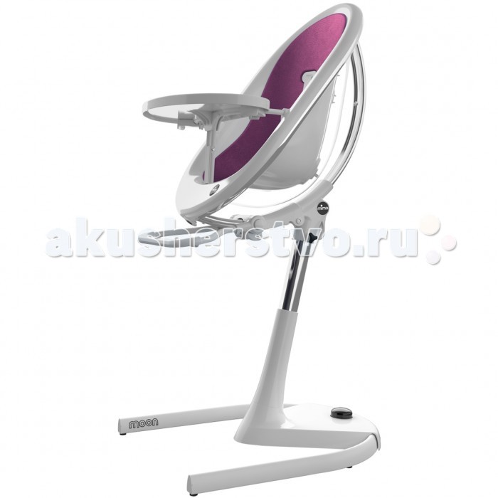 Стульчик для кормления Mima Moon 2GMoon 2G Стульчик для кормления Mima Moon 2GMoon 2GСтульчик для кормления Mima Moon 2G Рады представить вам новинку 2016 года - стильный, дизайнерский обновленный стульчик для кормления Mima Moon 2G (2 поколение) Стульчик специально разработан для детей от рождения и до достижения 45 кг (примерно до 12 лет). Особенности: Стульчик для новорожденных легко трансформируется в стул для подростка. Для самых маленьких необходимо приобрести фирменную мягкую вставку, которая имеет поддержку для головы и правильно фиксирует младенца в чаше стула для кормления и сна после кормления. Продается отдельно. Пластиковая столешница легко снимается, ее можно мыть в посудомоечной машине. Запатентованная, очень удобная пневмо-система регулировки высоты чаши стульчика позволит вам задать нужную вам высоту посадки ребенка. Так же есть и регулировка наклона чаши сиденья с фиксатором На дне основания стульчика имеются мягкие накладки, которые не дадут поцарапать пол при перемещении стула. Чаша стула из алюминия, что обеспечивает прочность и легкость конструкции. Чаша прочно фиксируется к ножке стула удобным винтом, фиксация происходит руками, без использования ключей. Съемная пластиковая чаша для новорожденных используется от 0 до 36 месяцев Прозрачная чаша используется без съемной с 3 до 12 лет В комплекте: Пневматический цилиндр Съемная чаша сиденья (черная или белая) Прозрачное сиденье для подростков 5-ти точечные ремни безопасности Ограничитель (бампер) Матрасик в чашу стула 2 подушки для подростка Съемная регулируемая подножка Комплект фурнитуры для крепления бампера к чаше стула. Высота стула регулируется от 61 до 78 см. Вес нетто: 8 кг Габариты упаковки 71x56x36 см, 0.14 м3 Вес брутто: 14 кг<br>