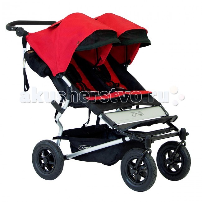 Mountain Buggy Коляска для двойни Duet прогулочнаяКоляска для двойни Duet прогулочная Mountain Buggy Коляска для двойни Duet прогулочнаяКоляска для двойни Duet прогулочнаяMountain Buggy Коляска для двойни Duet прогулочная, созданная ведущим производителем колясок для прогулок по любому дорожному покрытию, пополнила ассортимент моделей, произведенных для двойни. Ее революционно небольшая ширина позволяет проходить даже в небольшие дверные проемы и составляет всего 63 см. Коляска Mountain Buggy Duet сконструирована таким образом, что позволяет преодолевать препятствия любого характера. Будь то бордюры тротуаров, выбоины на дороге, неровное дорожное покрытие с мелкими камнями, песок, – любые препятствия, которые может готовить город. Не станет проблемой и прогулка за городом или в парке – на траве или неровных дорожках. Кроме того, благодаря большим (30 см) накачиваемым колесам, с возможностью полного оборота, и блокировки передних без труда обходит препятствия. Коляска будет комфортна обоим малышам, оснащена раздельными капюшонами, что регулировать их положение индивидуально, а так же откидывающимися спинками для комфортного отдыха. Mountain Buggy Duet, отзывы о которой помогают по достоинству оценить преимущества модели, станет верным другом и надежным помощником. Прогулочный блок: Сидение с регулируемыми положениями спинки: для размещения младенца, сна и вертикальное положение Безопасность обеспечивается ремнями, снабженными накладками, чтобы ребенку было комфортно и возможностью регулировки Очень удобные капюшоны, которые можно регулировать по отдельности и сквозь специальное окошко наблюдать за ребенком Материал обивки, также как и вся коляска, прочен и износостоек, кроме того он плотный, не продувается и не промокает Бампер общий, с возможностью снятия. Ручка: С приятным покрытием, кроме того регулируется по высоте, надежно фиксируясь в выбранном положении. Колеса: Колеса большие, накачиваемые, обеспечивают замечательную амортизацию и ровный ход даже по неровным покрытиям Передние колеса поворотные с возможностью блокировки Шины широкие, для хорошего сцепления с дорогой. Шасси: Крепкое и в меру легкое одновременно за счет использования современных материалов Тормоз ножной, блокирующий задние колеса Корзина для игрушек и небольших покупок Снабжено креплениями, совмещаемыми с автокреслами Maxi-Cosi, люлькой в качестве дополнительного оборудования. Размеры и вес: Ширина каждого из сидений: 30 см Максимальная нагрузка: 50 кг Вес коляски: 15,5 кг Ширина с колесами: 73 см Высота ручки: 78-111 см.<br>