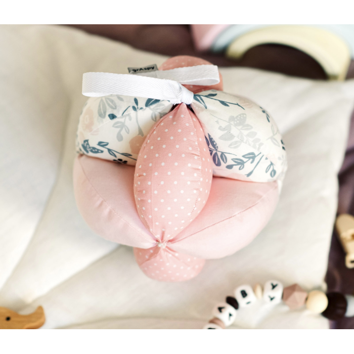 Погремушка Graspy Монтессори Мяч Такане