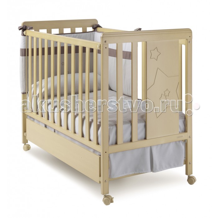 Детская кроватка Micuna Nova 120x60Nova 120x60 Детская кроватка Micuna Nova 120x60Nova 120x60Детская кроватка Micuna Nova 120x60 имеет открытый и уникальный дизайн. Благодаря оригинальности конструкции и высокому уровню удобства кроватки вашему ребёнку просто не захочется выбираться из нее. Дно кроватки регулируется в 2-х положениях, а если убрать один из бортиков, то кроватка превратиться в удобный диван. Для передвижения кроватки предусмотрены специальные колесики, которые имеют тормозную систему предназначенную для избежания случайного движения. Решётка обеспечена замками двойной безопасности для предотвращения случайного складывания. Конструкция детской кроватки Micuna Nova 120x60 предусматривает скругленные углы, которые предотвратят непроизвольное травмирование малыша или родителей, а для изготовления самого изделия используются только натуральные нетоксичные материалы. Особенности: колёсная база с тормозной системой; материал: бук; размеры спального места: 120х60.<br>