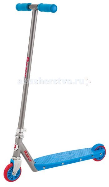 Двухколесный самокат Razor BerryBerry Двухколесный самокат Razor BerryBerryНовая серия детских самокатов Berry от Razor - это очень яркие и стильные самокаты для детей от 5 до 12 лет. Дека самоката сделана из мягкого пластика насыщенного цвета, которую можно легко мыть. Колеса Berry сочетают в себя два ярких цвета. И мальчики, и девочки сразу влюбляются в дизайн Razor Berry. Выбирайте одну из ярких расцветок! Особенности: От 5 лет Подходит под рост от 120 до 170 см. Вес самоката 2.5 кг. Максимальная нагрузка 100 кг. Рама, руль и вилка выполнены из стали Дека из высокопрочного мягкого пластика Полиуретановые яркие колеса 100 мм. Складные мягкие ручки Фиксированный зажим вилки руля Задний тормоз-крыло Ширина руля 29 см. Фиксированная высота руля от деки 75 см., от земли 82 см. Ширина платформы для ног (деки) 12 см. Полезная длина деки 34 см., общая длина самоката 61 см. Дорожный просвет (клиренс) 4 см.<br>