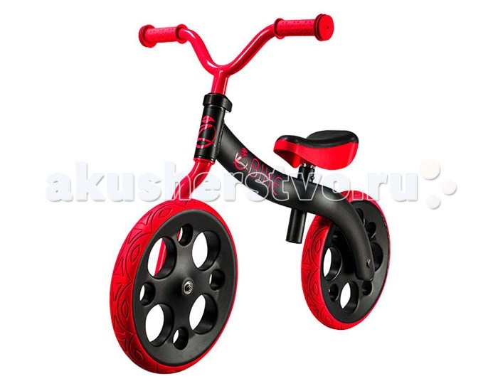 Беговел Zycom ZbikeZbike Беговел Zycom ZbikeZbikeZycom Zbike (Зайком Зи-Байк) - это современный, эффектный беговел, спроектированный австралийской компанией Zycom Motion. Современный дизайн и утонченный стиль. Потясающая особенность беговела и его “визитная карточка” - это расположенные как бы “по диагонали” заднее и переднее колеса, уравновешивающие друг друга и сохранющие прямую ось. Это эффектное, стильное и при этом удобное решение. Рама имеет свежую, оригинальную форму, органично дополняющую красоту и замысел беговела. А несколько комбинированных, ярких расцветок позволят выбрать цветовое решение по душе. Уникальный дизайн колес. Колеса беговела имеют классический радиус 12’ дюймов, резиновый протектор с невероятными по внешнему виду цветными пластмассовыми дисками, напоминающими литые. Также необычным является то, что и сами покрышки у беговела цветные. Это очень необычно и добавлет свежести и яркости, выделяя Зи-байк среди многих других. Но это еще не все: данный беговел имеет резиновую бескамерную покрышку, что является инновацией на рынке (обычно в продаже колеса-ПВХ или надувные камерные колеса). Ее плюсами являются плавность хода, отличное сцепление, отсутствие необходимости периодически подкачивать колеса. Также такие колеса не проколются и очень долговечны в эксплуатации. Безопасность. Для избежания случайного резкого поворота руля (более чем 90 градусов) у беговела предусмотрен специальный стоппер-предохранитель. Максимальная нагрузка беговела также впечатляет и составляет 65 кг. Зи-Байк уж точно не подведет во время прогулки и доставит до места назначения. Руль имеет удобную велосипедную форму, благодаря чему можно балансировать с прямой спиной и непринужденно управлять транспортным средством. Сиденье регулируется по высоте. Сиденье может быть отрегулировано под катающегося ребенка по высоте в 3 положениях. Оно мягкое и эргономичное. Характеристики: Макс.нагрузка, кг: 65 Длина товара, см: 80 Высота товара, см: 61 Возраст до: 7 Тип колес: Пластмасса с прорезиненной полоской по центру Возраст от: 3 Вес товара, кг: 4,2 Регулировка руля: нет Мин.высота от пола до сиденья: 40 Макс.высота от пола до сиденья: 46<br>