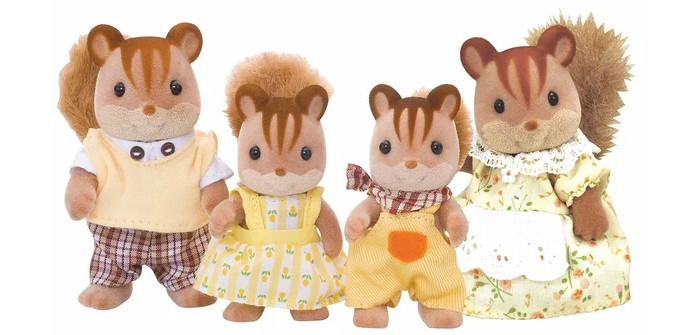  Sylvanian Families    