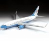       737-700 1:144 -      737-700 1:144
