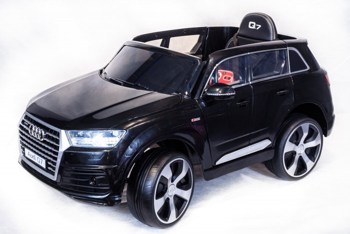  Toyland Audi Q7  