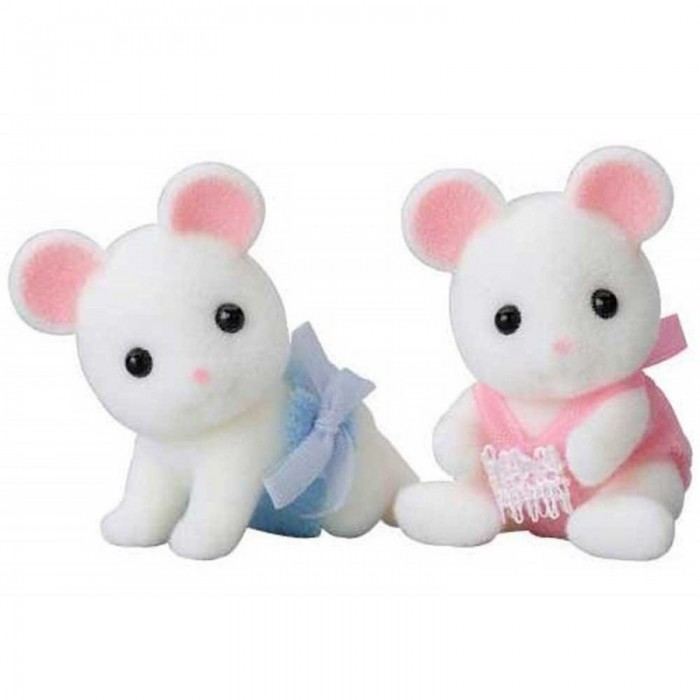  Sylvanian Families    -