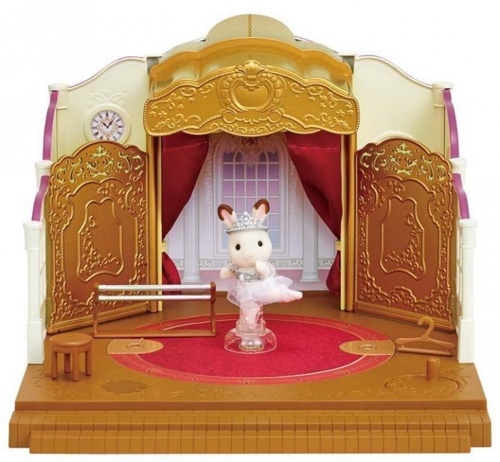  Sylvanian Families    