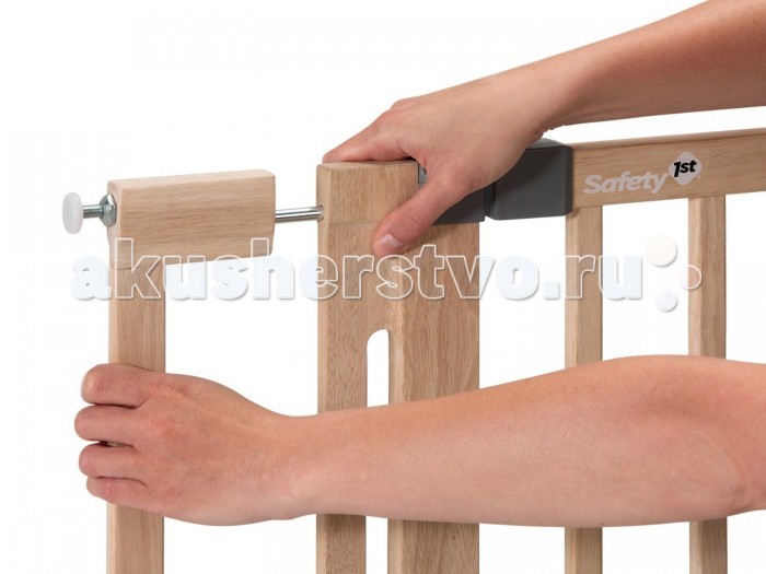  Safety 1st    Pressure Gate Easy Close wood