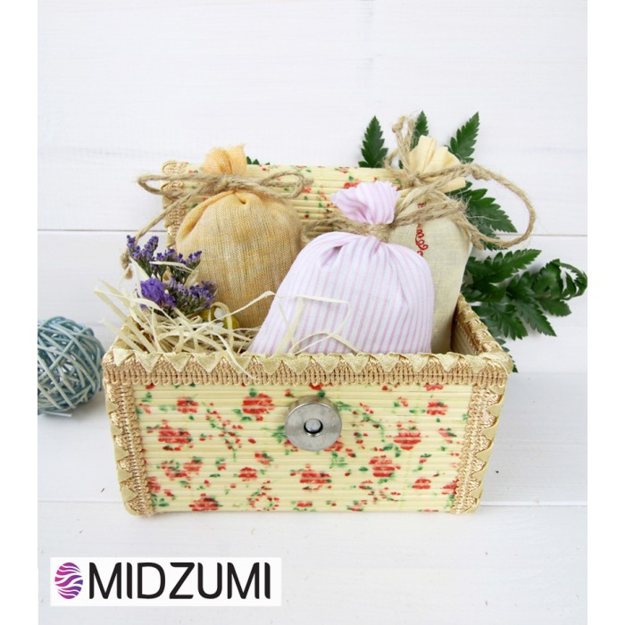  Midzumi     ()