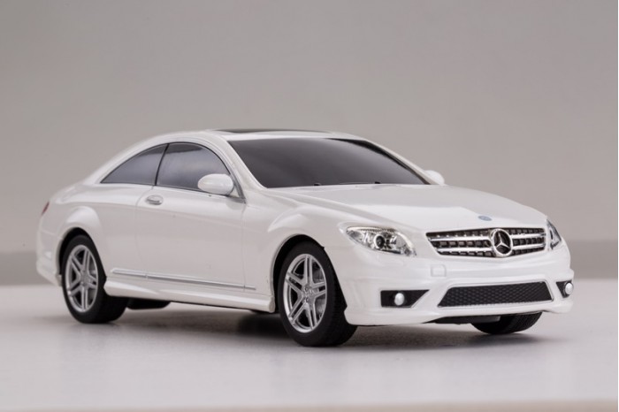  Rastar  Mercedes CL63 AMG  1:24