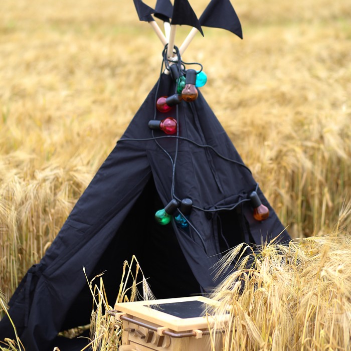  VamVigvam  Black Hawk     110110 