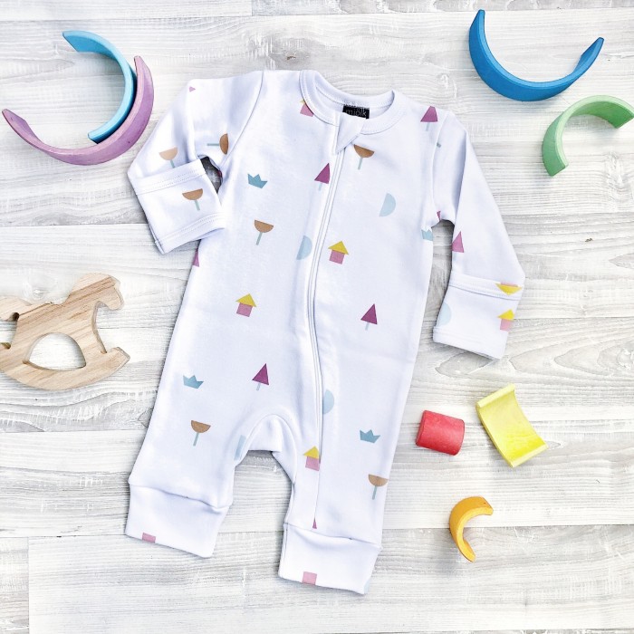  Mjolk  Sleep and Play   