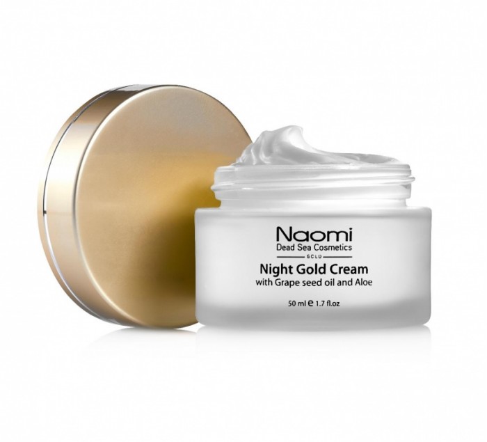  Naomi          50 